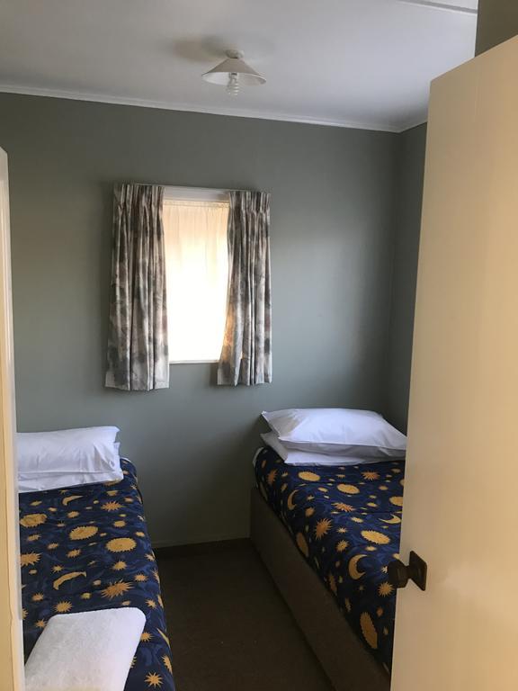 Windsor Lodge & Caravan Park Waitahanui Екстериор снимка