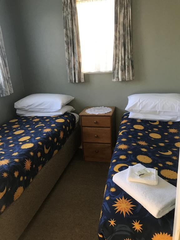 Windsor Lodge & Caravan Park Waitahanui Екстериор снимка
