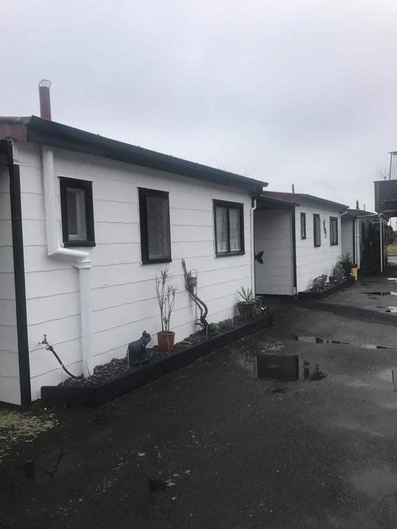 Windsor Lodge & Caravan Park Waitahanui Екстериор снимка
